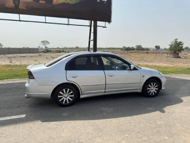 honda-civic-vti-2005-big-5