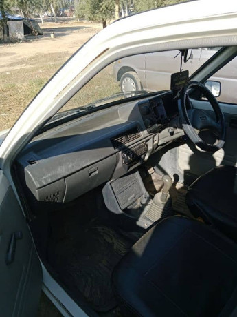 suzuki-mehran-2010-big-2