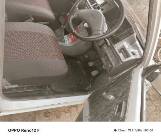 suzuki-mehran-vxr-2010-big-7