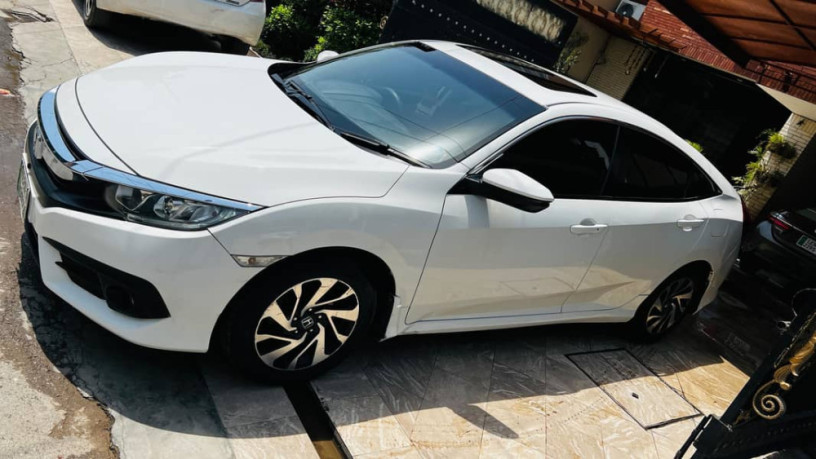 honda-civic-2018-red-meter-full-option-big-2