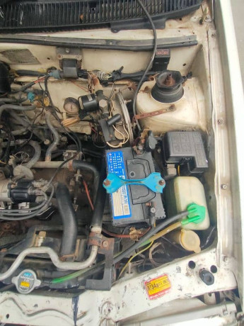suzuki-cultus-vxr-2006-03004406409-big-15