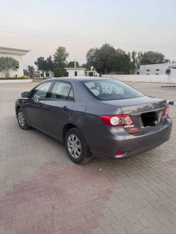 toyota-corolla-gli-16-model-2012-big-7