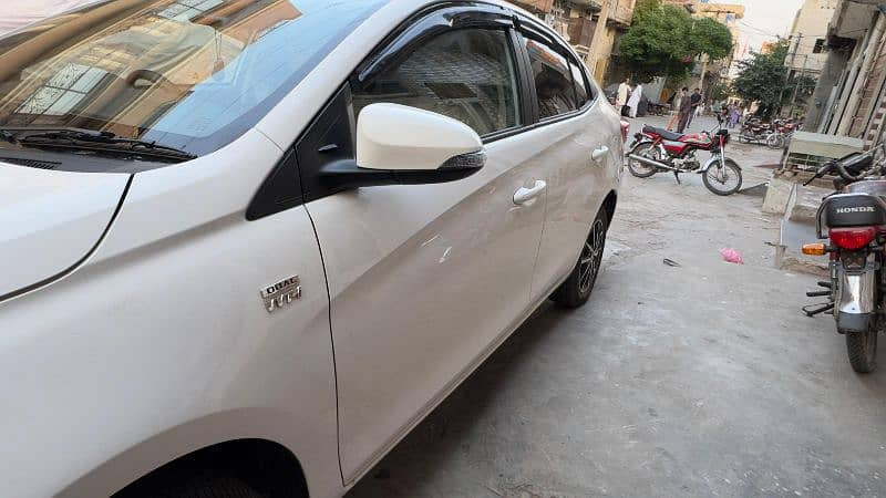 toyota-yaris-2022-big-4