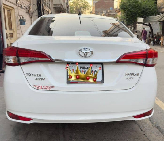 toyota-yaris-2022-big-8