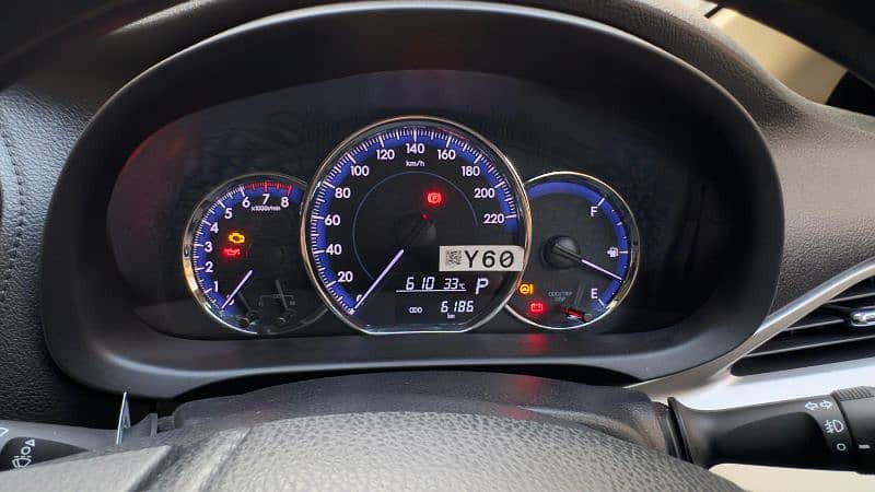 toyota-yaris-2022-big-14
