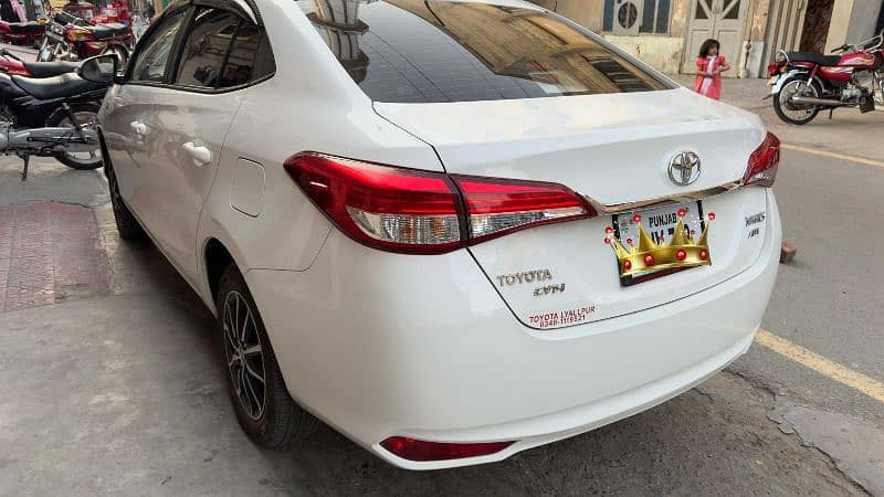 toyota-yaris-2022-big-5