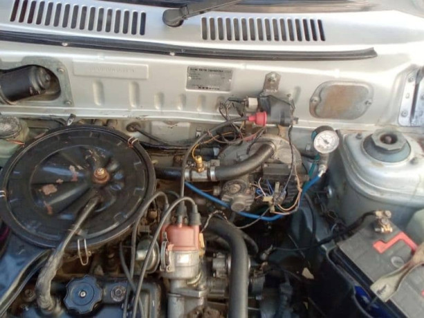 suzuki-mehran-vxr-2005-big-10