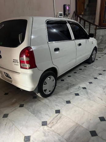 suzuki-alto-2011-big-2