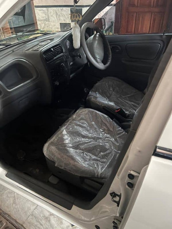 suzuki-alto-2011-big-4