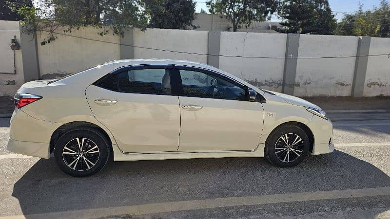 toyota-corolla-gli-2017-big-13