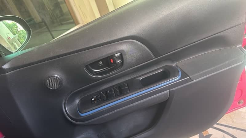 toyota-aqua-201417-excellent-condition-03266062626-big-5