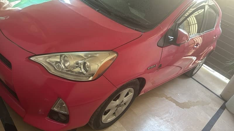 toyota-aqua-201417-excellent-condition-03266062626-big-0