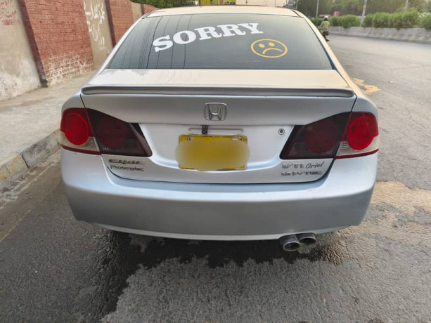 honda-civic-vti-oriel-prosmatec-2010-big-13