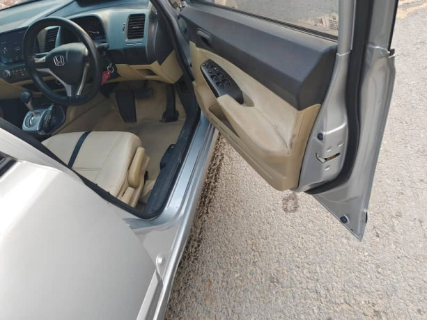 honda-civic-vti-oriel-prosmatec-2010-big-11