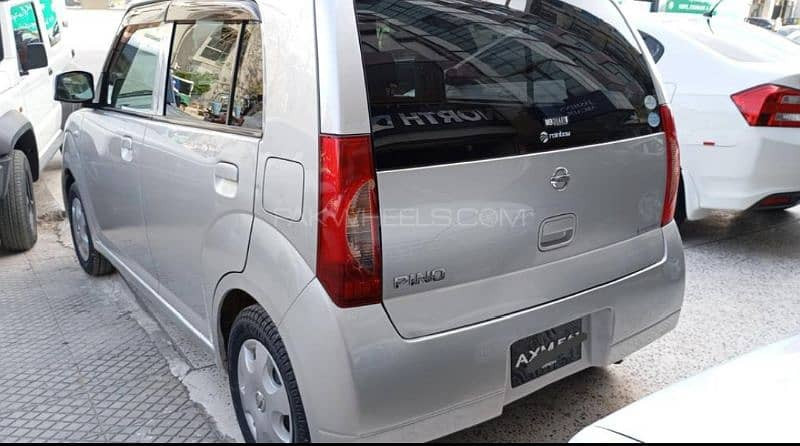 nissan-pino-2007-big-2