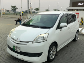toyota-passo-sette-7-seater