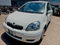 toyota-vitz-2003-small-1