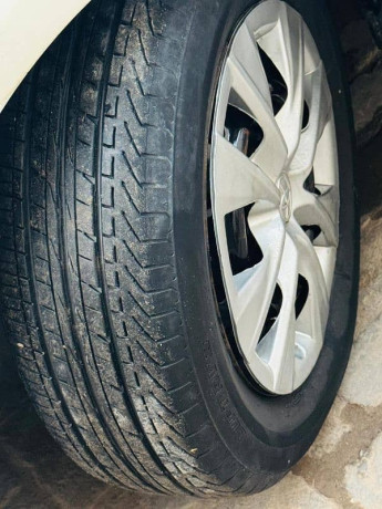 toyota-corolla-xli-2009-big-8