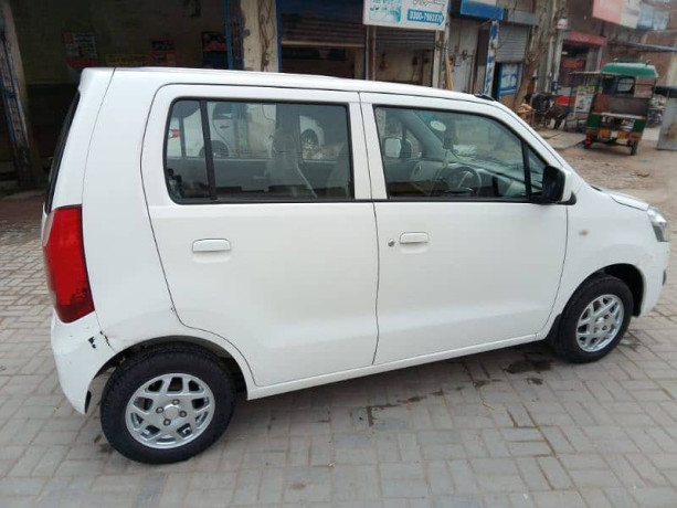 suzuki-wagon-r-2018-big-2