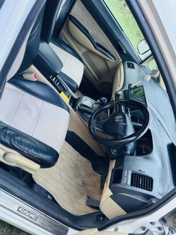 honda-civic-reborn-full-option-big-11