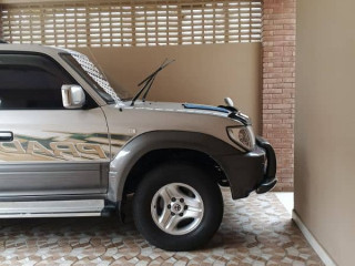 toyota-prado-1996