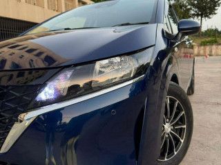 nissan-note-e-power-2021