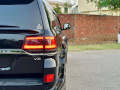 toyota-land-cruiser-v8-zx-wald-202025-small-18