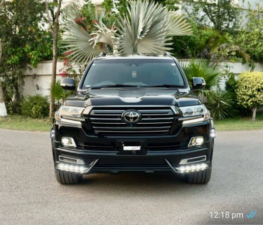 toyota-land-cruiser-v8-zx-wald-202025-big-0