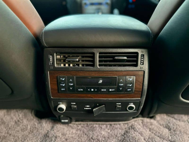 toyota-land-cruiser-v8-zx-wald-202025-big-10