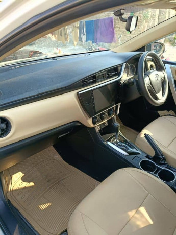 toyota-corolla-gli-2019-big-3