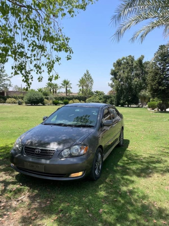 toyota-corolla-2005-big-0