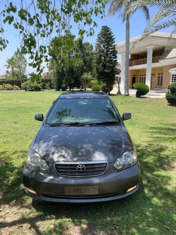 toyota-corolla-2005-big-2