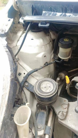 toyota-vitz-2010-big-10