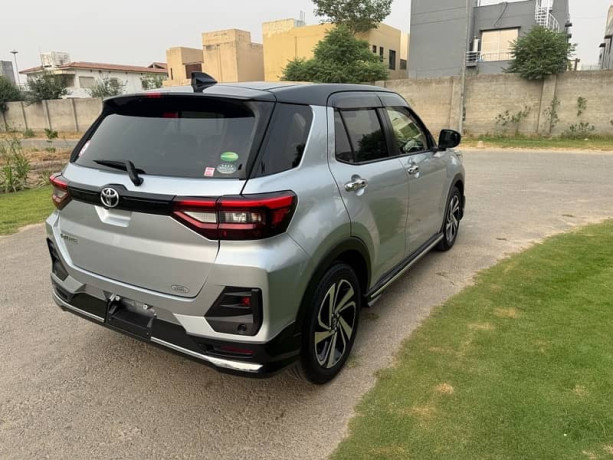 toyota-raize-z-premium-package-2020-45-grade-with-body-kit-big-12