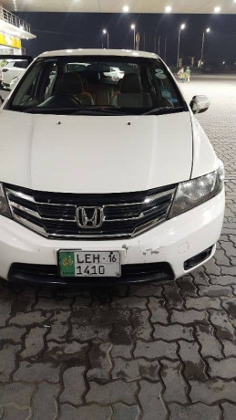 honda-city-aspire-prosmatec-2016-model-total-genuine-condition-big-4