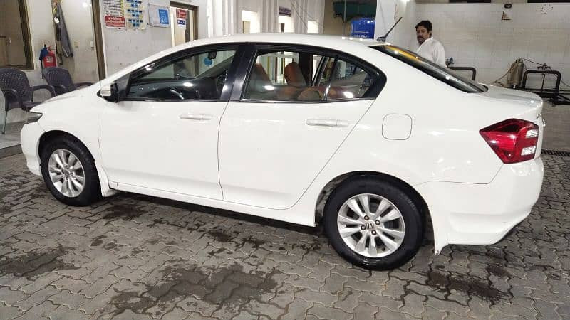 honda-city-aspire-prosmatec-2016-model-total-genuine-condition-big-8