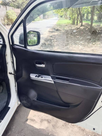 suzuki-wagon-r-2018-big-7