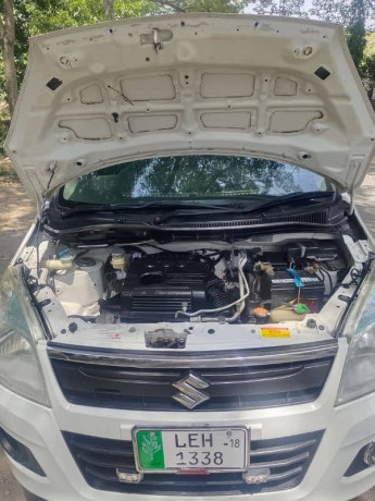 suzuki-wagon-r-2018-big-11