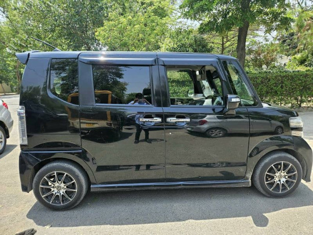 honda-n-box-custom-2015-big-9