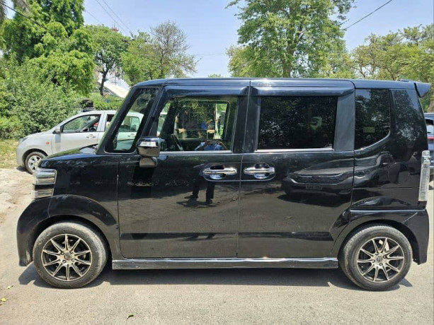 honda-n-box-custom-2015-big-5