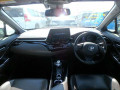 toyota-c-hr-g-led-2019-small-4