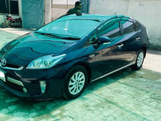 prius-phv-plug-in-hybrid-2018-import-2014-model