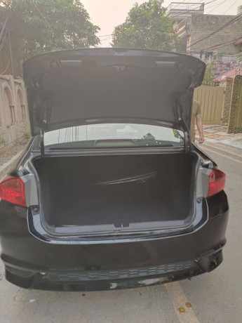 honda-city-12-cvt-big-3
