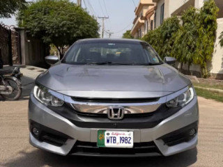 honda-civic-2018-ug