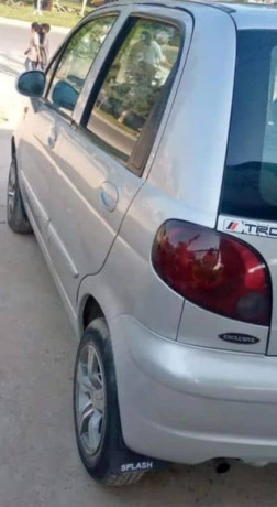 chevrolet-exclusive-2005-big-1