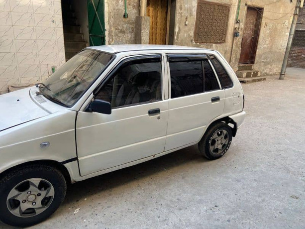 suzuki-mehran-2004-big-3