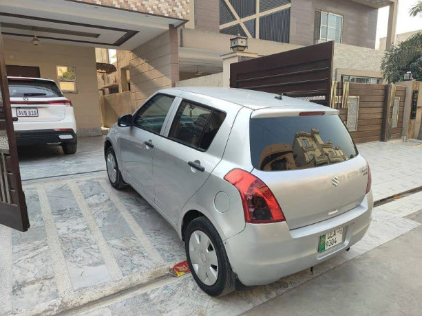 suzuki-swift-2012-big-1
