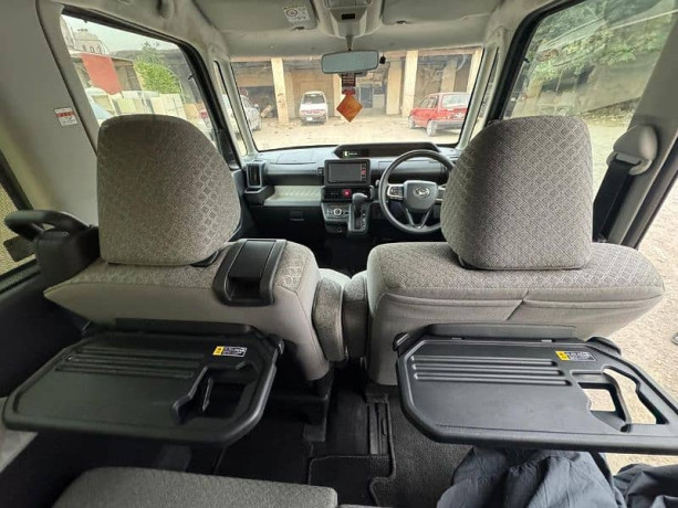 daihatsu-tanto-2021-big-11