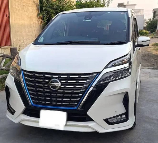 nissan-serena-e-power-highway-star-20212024-big-0