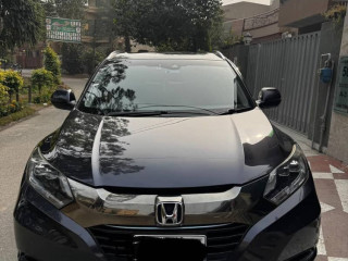 honda-vezel-hybrid-z-2016-honda-sensing-like-brand-new-condition